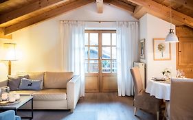 Haus Lesch - Stilvolle Appartements Mit Tollem Bergblick In Kreuth Am Tegernsee